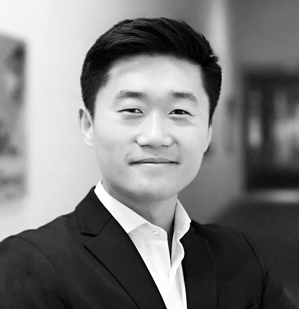 Portrait photo of Tianyu Yuan, CEO and co-founder of Codefy